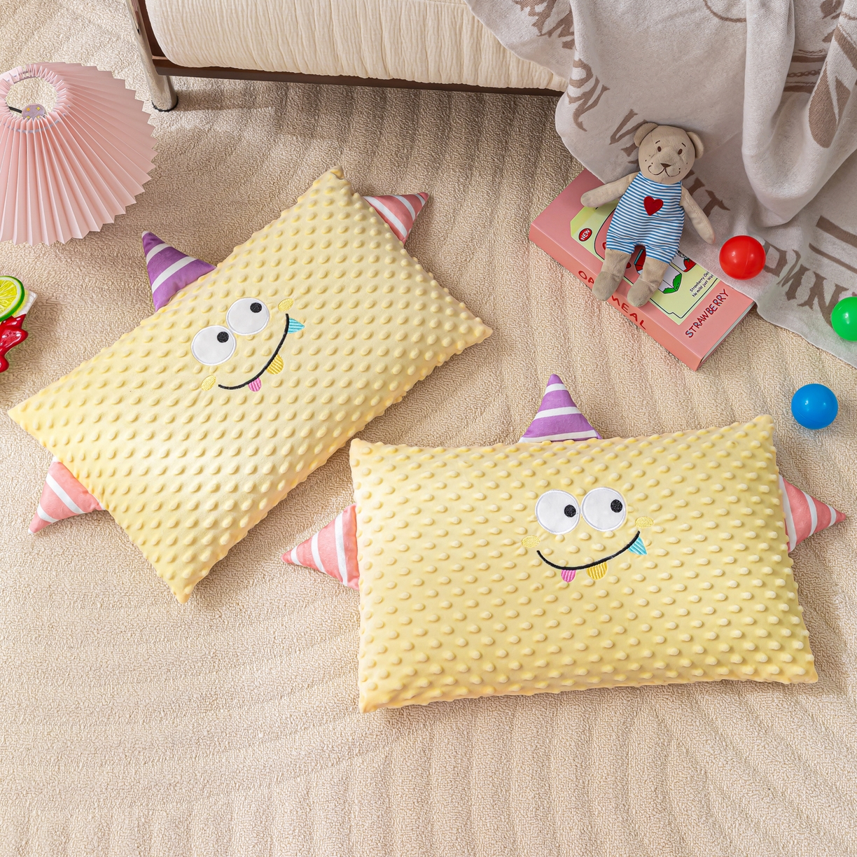 91家纺网 家纺一手货源 找家纺 织布人 2025新款枕芯豆豆绒小怪兽卡通儿童枕学生枕开学季宿舍枕头枕芯 豆豆绒太空枕-小怪兽米黄 30x50cm/只