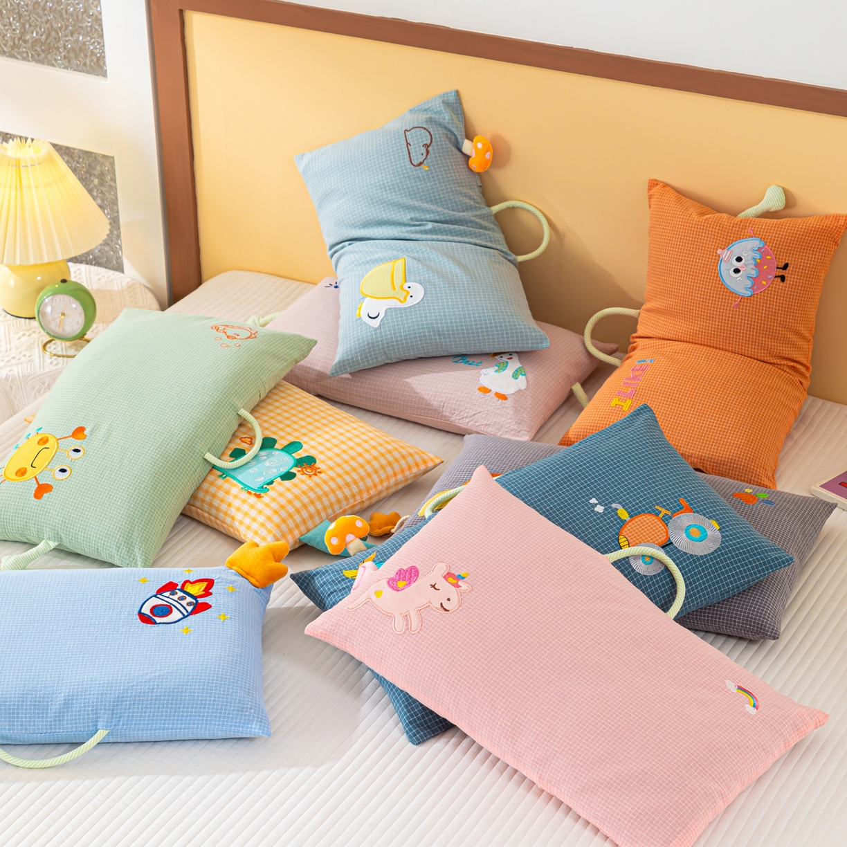 91家纺网 家纺一手货源 找家纺 （总）织布人 2025新款荞麦枕全棉纯棉卡通婴幼儿童荞麦枕头学生枕开学季宿舍枕头枕芯