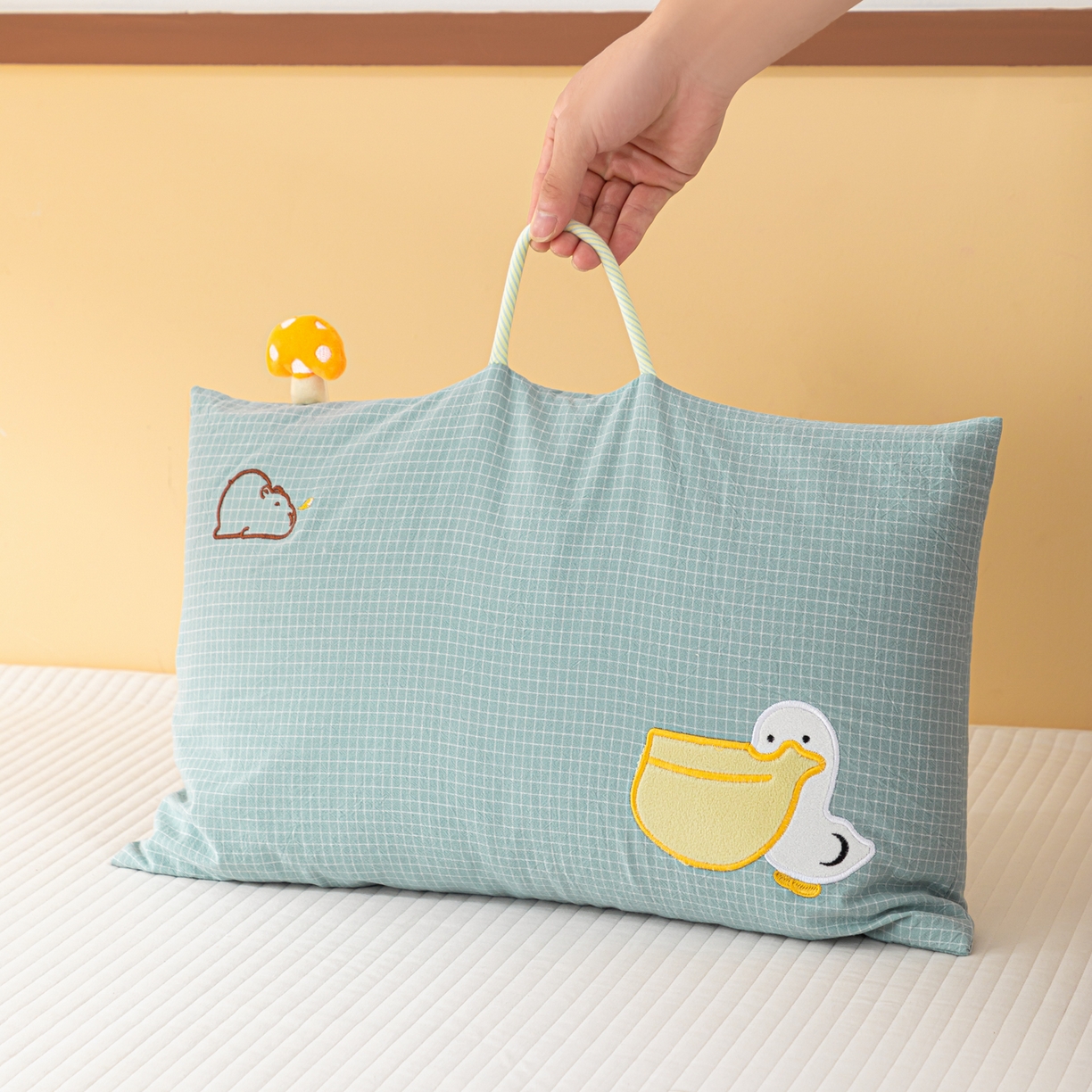 91家纺网 家纺一手货源 找家纺 （总）织布人 2025新款荞麦枕全棉纯棉卡通婴幼儿童荞麦枕头学生枕开学季宿舍枕头枕芯