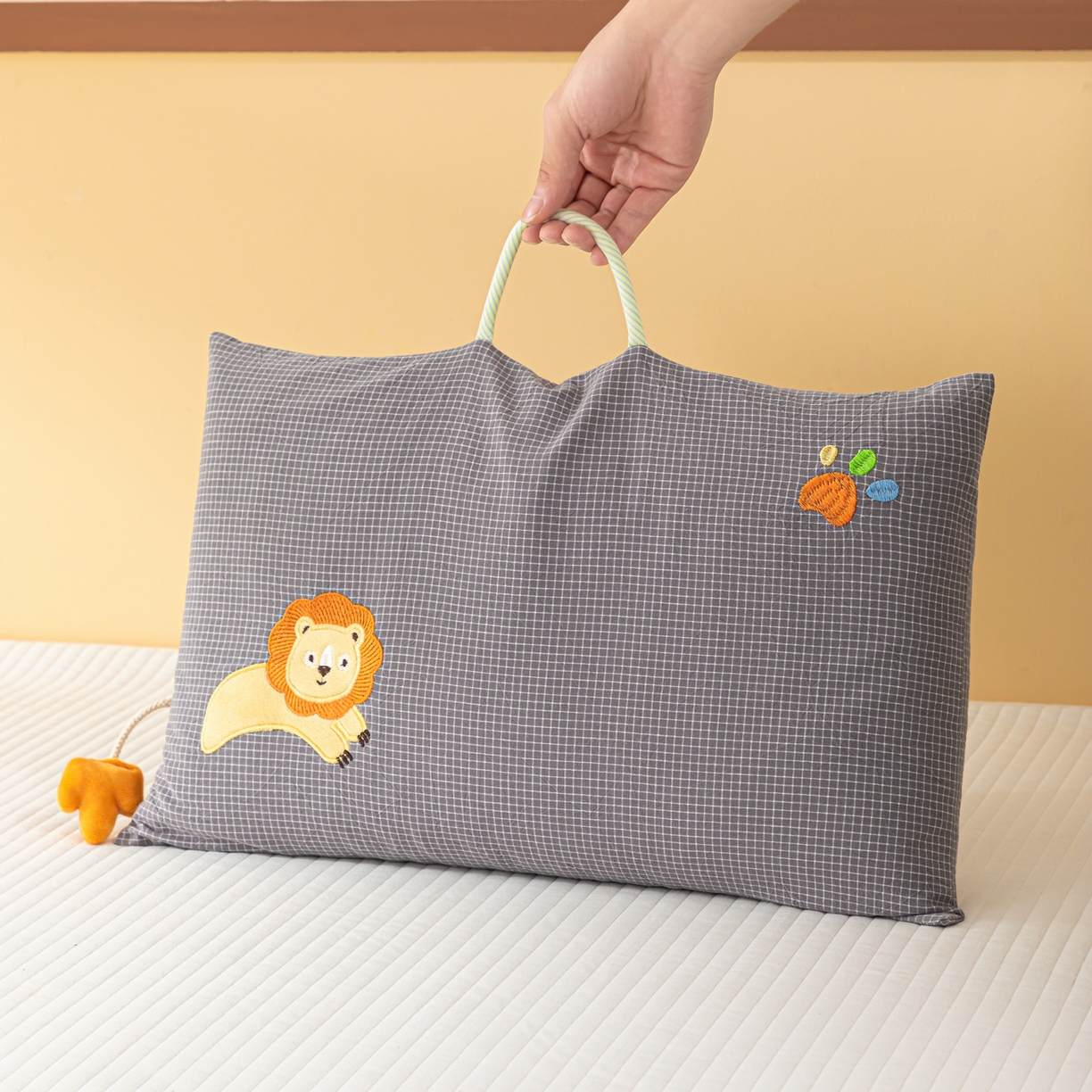 91家纺网 家纺一手货源 找家纺 （总）织布人 2025新款荞麦枕全棉纯棉卡通婴幼儿童荞麦枕头学生枕开学季宿舍枕头枕芯