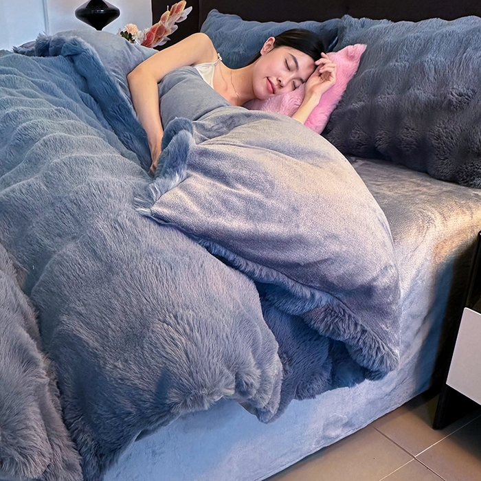 91家纺网 家纺一手货源 找家纺 （总）赢盛家纺 2025新款亲肤舒适纯色泡泡兔兔绒加厚牛奶绒床单款三件套四件套