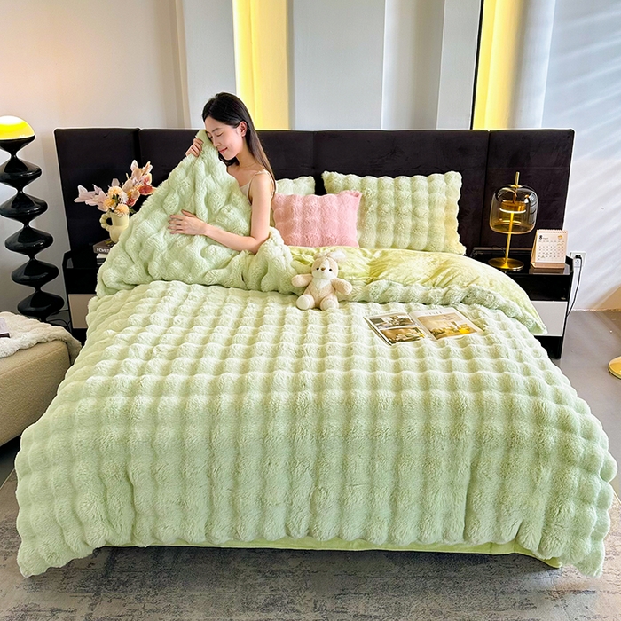 赢盛家纺 2025新款亲肤舒适纯色泡泡兔兔绒加厚牛奶绒床单款三件套四件套 绿色