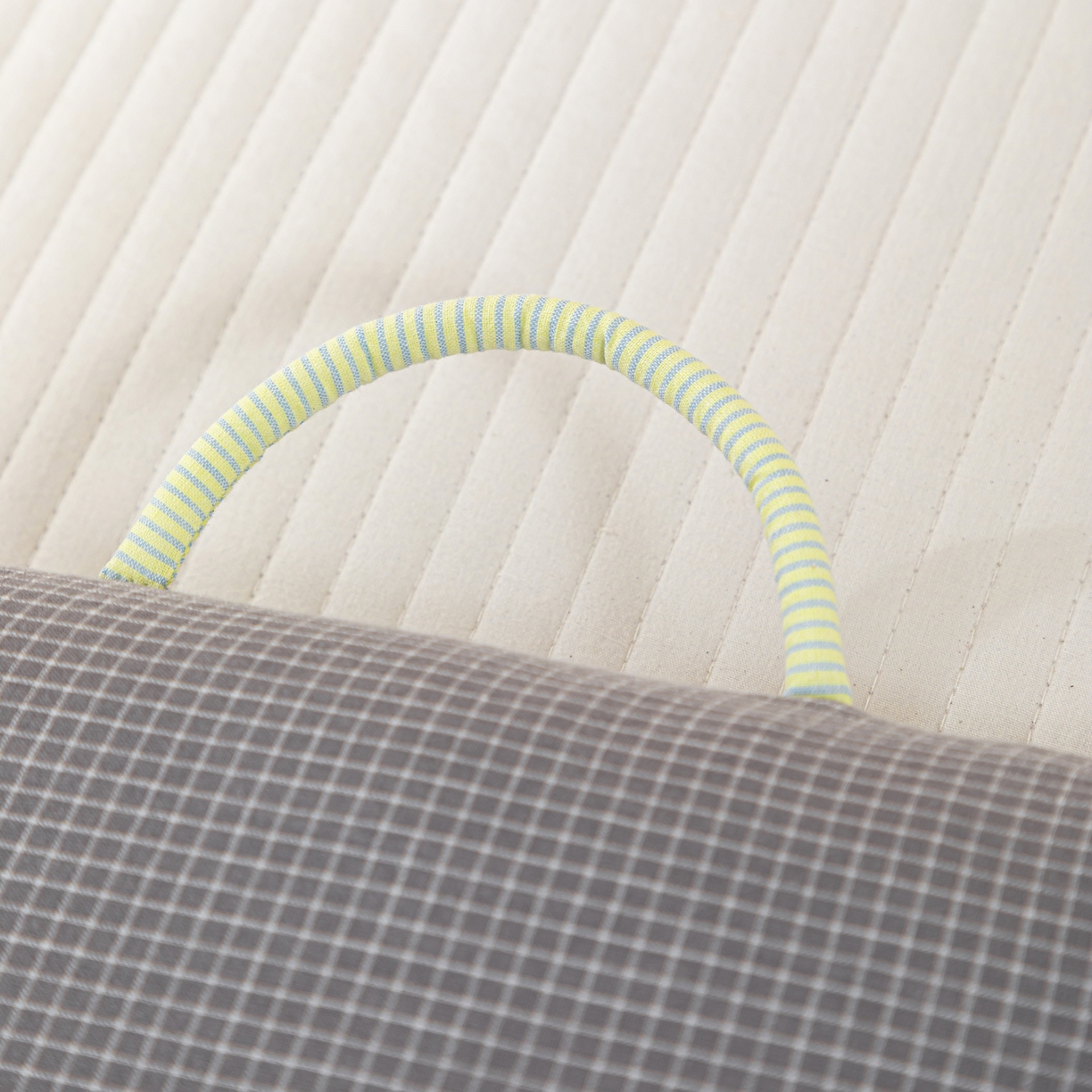 91家纺网 家纺一手货源 找家纺 织布人 2025新款荞麦枕全棉纯棉卡通婴幼儿童荞麦枕头学生枕开学季宿舍枕头枕芯 全棉手提荞麦枕-雄狮 30x50cm/只