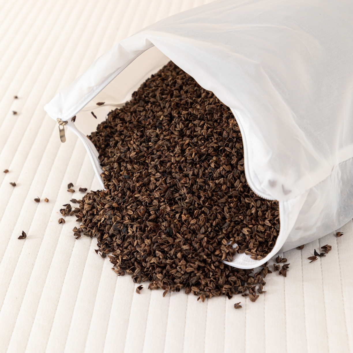 91家纺网 家纺一手货源 找家纺 织布人 2025新款荞麦枕全棉纯棉卡通婴幼儿童荞麦枕头学生枕开学季宿舍枕头枕芯 全棉手提荞麦枕-雄狮 30x50cm/只