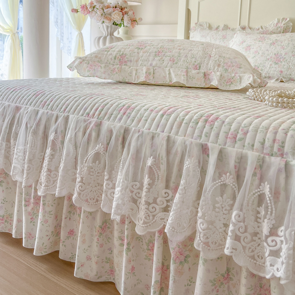 91家纺网 家纺一手货源 找家纺 恋尚2025新款全棉纯棉印花床裙四件套  床裙控价135起！四件套控价260元起！ 花团锦簇