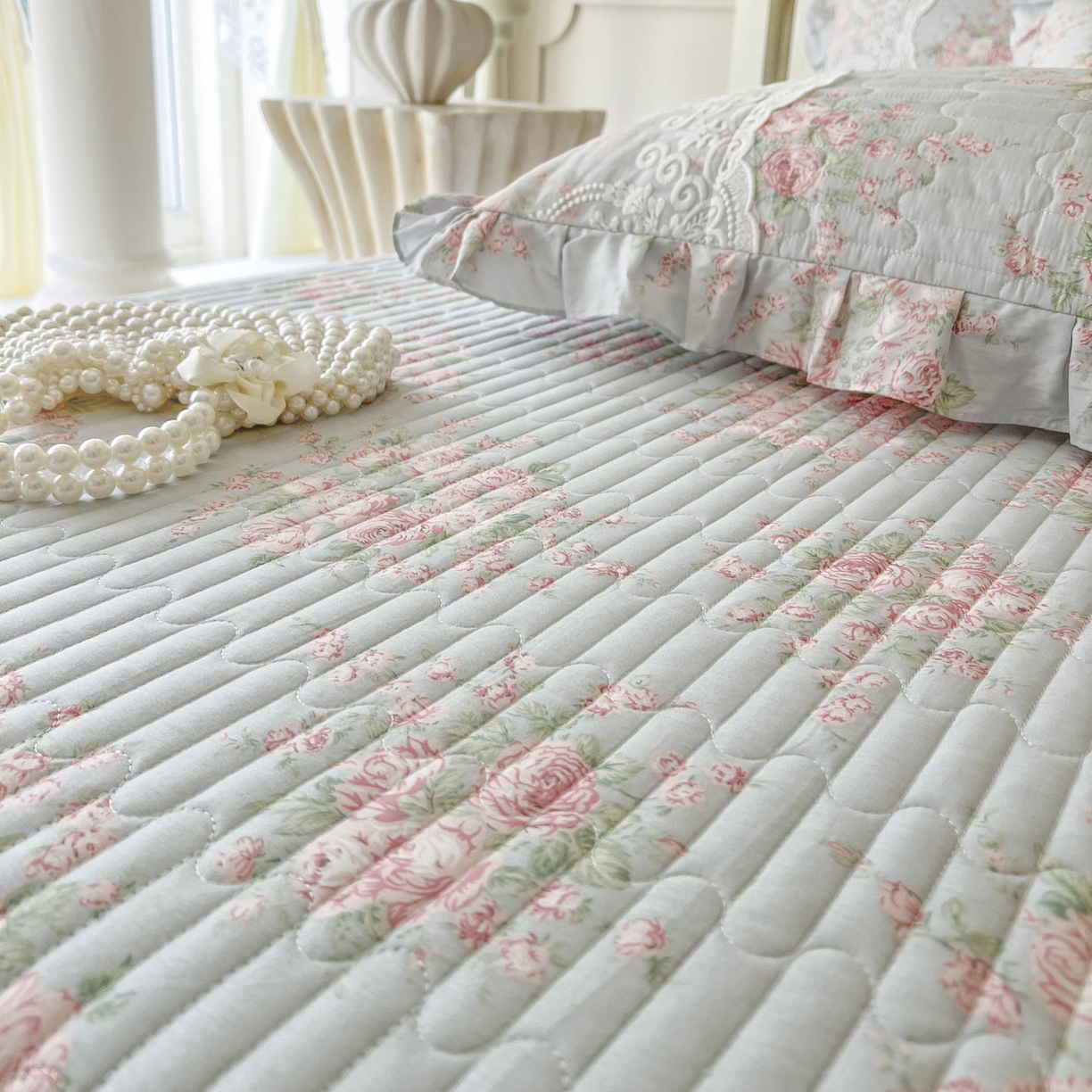 91家纺网 家纺一手货源 找家纺 恋尚2025新款全棉纯棉印花床裙四件套  床裙控价135起！四件套控价260元起！ 欧风花影