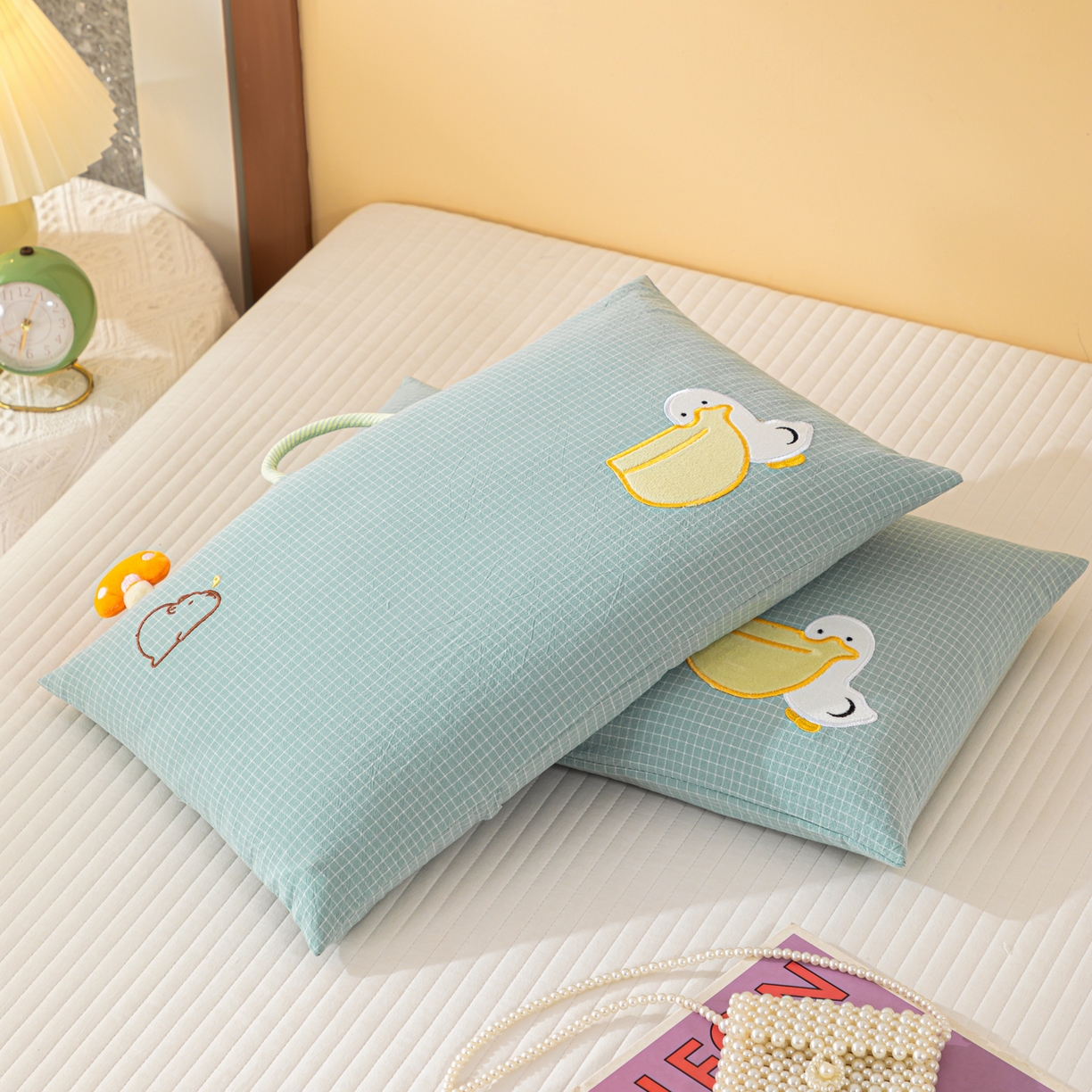 织布人 2025新款枕芯全棉纯棉手提袋卡通婴幼儿童枕头学生枕开学季宿舍枕头枕芯 全棉卡通手提枕-调皮鸭 30x50cm/只