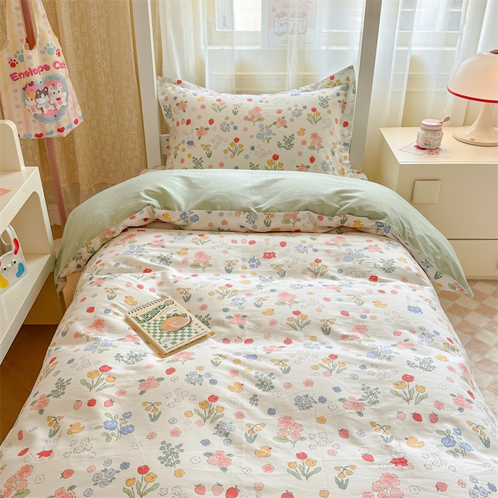 91家纺网 家纺一手货源 找家纺 小叮当家纺仓储工厂店 2025新款舒适亲肤全棉纯棉斜纹印花学生三件套 那年夏天