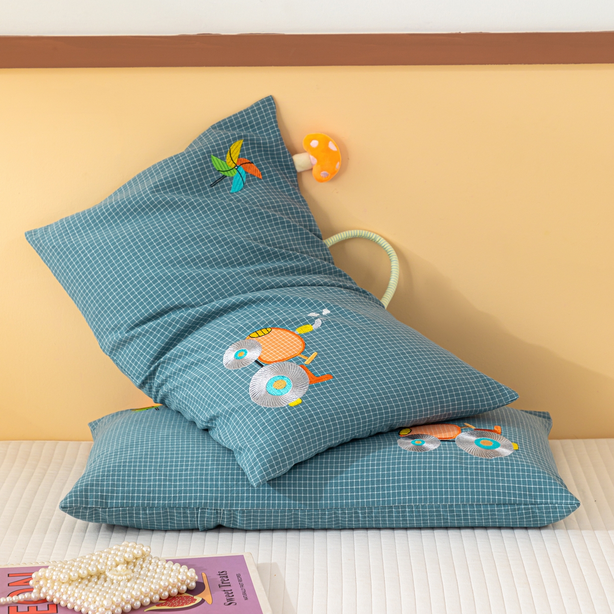 91家纺网 家纺一手货源 找家纺 织布人 2025新款枕芯全棉纯棉手提袋卡通婴幼儿童枕头学生枕开学季宿舍枕头枕芯 全棉卡通手提枕-拖拉机 30x50cm/只