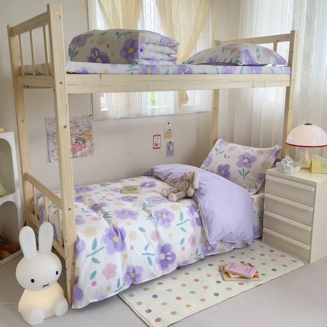 91家纺网 家纺一手货源 找家纺 小叮当家纺仓储工厂店 2025新款舒适亲肤全棉纯棉斜纹印花学生三件套 俏佳人