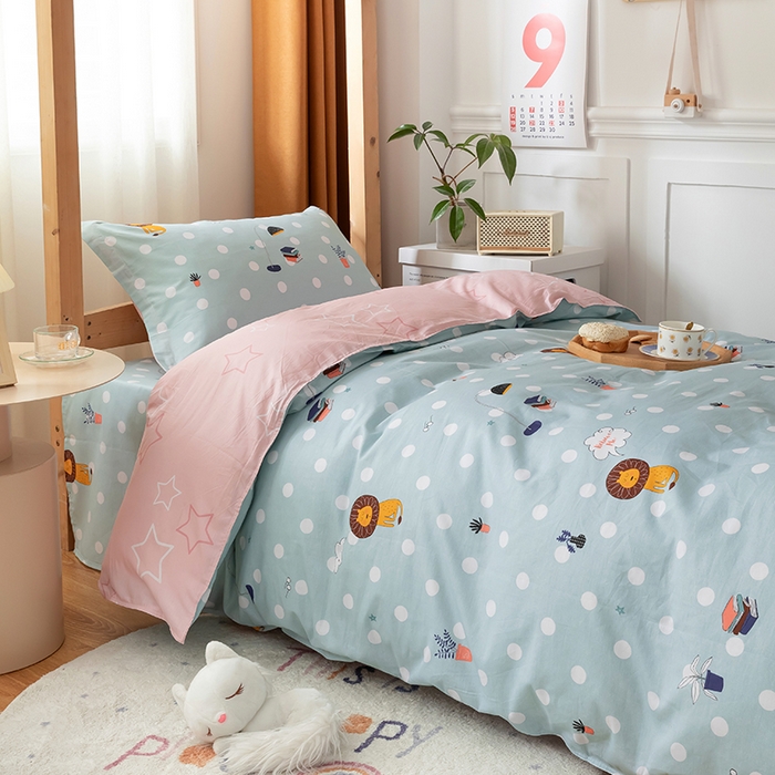 91家纺网 家纺一手货源 找家纺 小叮当家纺仓储工厂店 2025新款舒适亲肤全棉纯棉斜纹印花学生三件套 狮子王