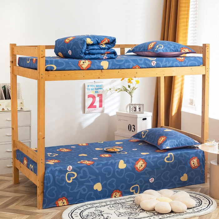 91家纺网 家纺一手货源 找家纺 小叮当家纺仓储工厂店 2025新款舒适亲肤全棉纯棉斜纹印花学生三件套 甜甜的梦