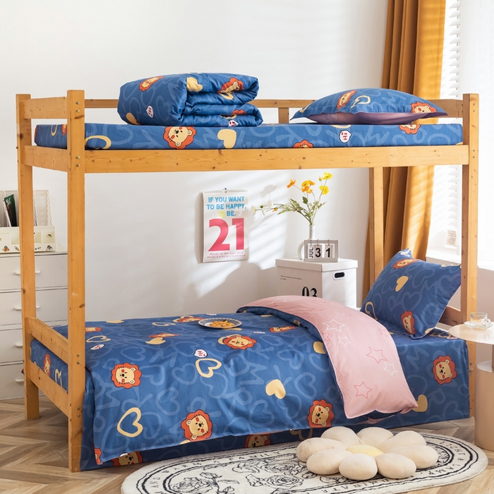 91家纺网 家纺一手货源 找家纺 小叮当家纺仓储工厂店 2025新款舒适亲肤全棉纯棉斜纹印花学生三件套 甜甜的梦