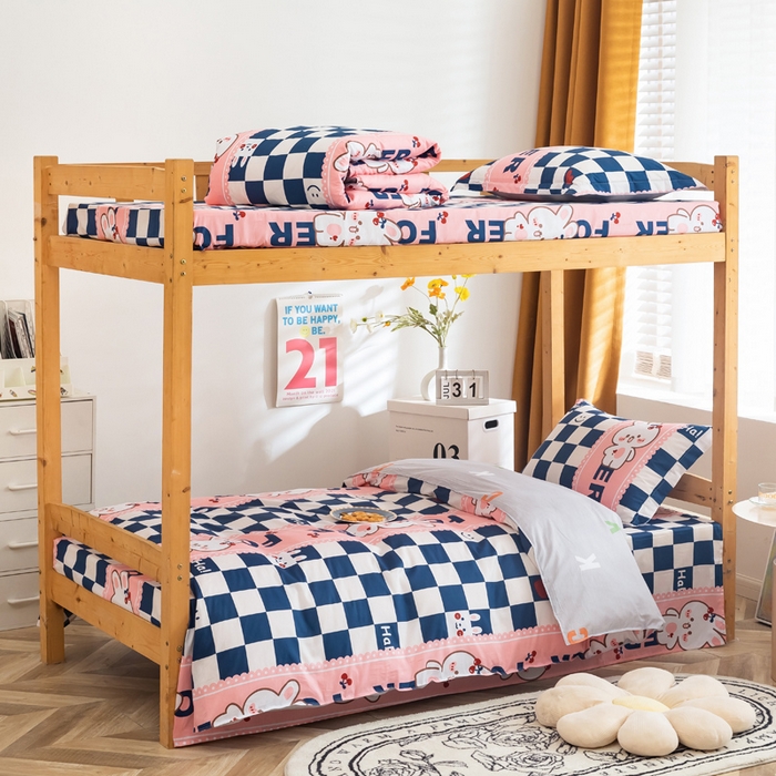 91家纺网 家纺一手货源 找家纺 小叮当家纺仓储工厂店 2025新款舒适亲肤全棉纯棉斜纹印花学生三件套 兔小姐