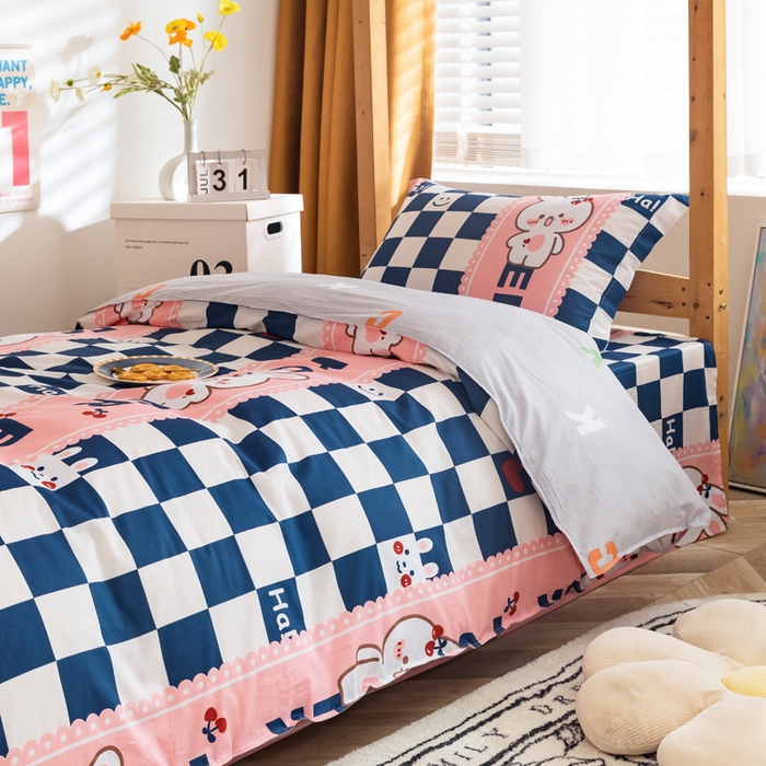 91家纺网 家纺一手货源 找家纺 小叮当家纺仓储工厂店 2025新款舒适亲肤全棉纯棉斜纹印花学生三件套 兔小姐