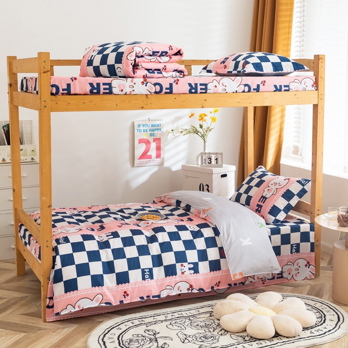 91家纺网 家纺一手货源 找家纺 小叮当家纺仓储工厂店 2025新款舒适亲肤全棉纯棉斜纹印花学生三件套 兔小姐