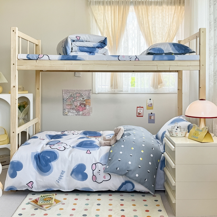 91家纺网 家纺一手货源 找家纺 小叮当家纺仓储工厂店 2025新款舒适亲肤全棉纯棉斜纹印花学生三件套 小萌兔