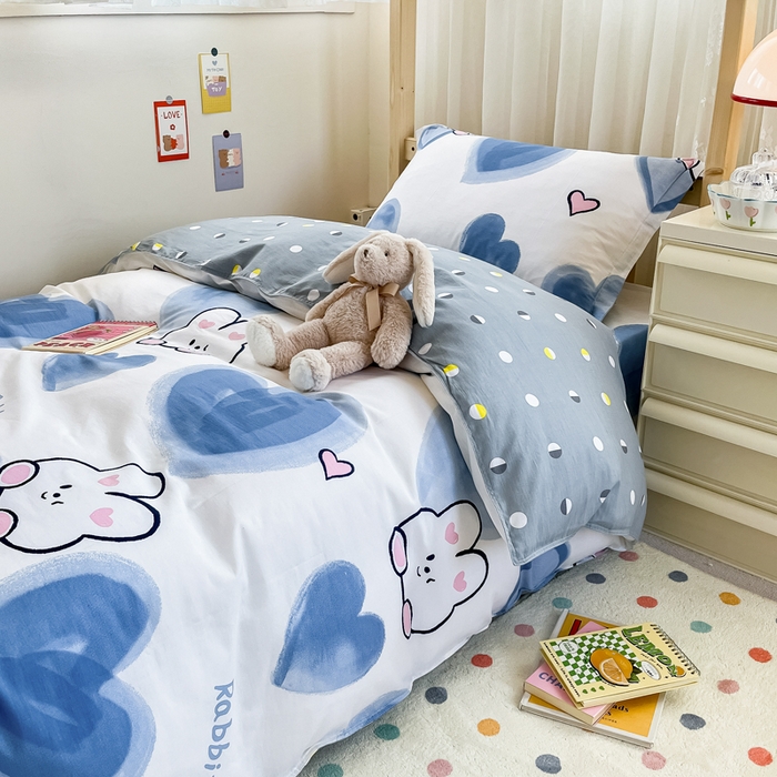 91家纺网 家纺一手货源 找家纺 小叮当家纺仓储工厂店 2025新款舒适亲肤全棉纯棉斜纹印花学生三件套 小萌兔