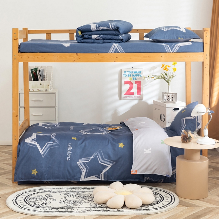 91家纺网 家纺一手货源 找家纺 小叮当家纺仓储工厂店 2025新款舒适亲肤全棉纯棉斜纹印花学生三件套 星际