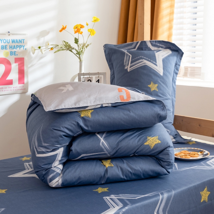 91家纺网 家纺一手货源 找家纺 小叮当家纺仓储工厂店 2025新款舒适亲肤全棉纯棉斜纹印花学生三件套 星际