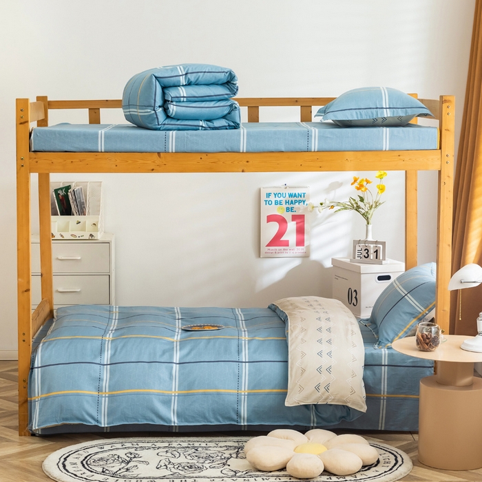 91家纺网 家纺一手货源 找家纺 小叮当家纺仓储工厂店 2025新款舒适亲肤全棉纯棉斜纹印花学生三件套 致青春