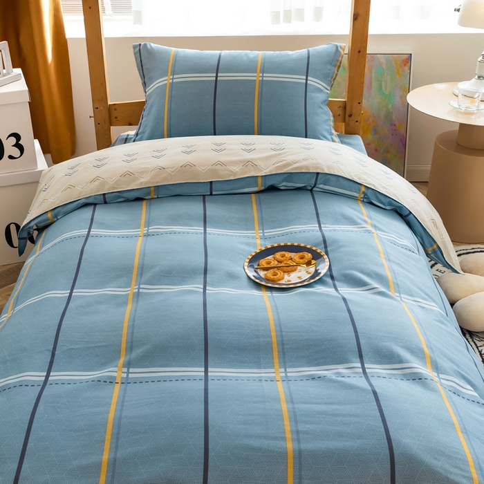 91家纺网 家纺一手货源 找家纺 小叮当家纺仓储工厂店 2025新款舒适亲肤全棉纯棉斜纹印花学生三件套 致青春