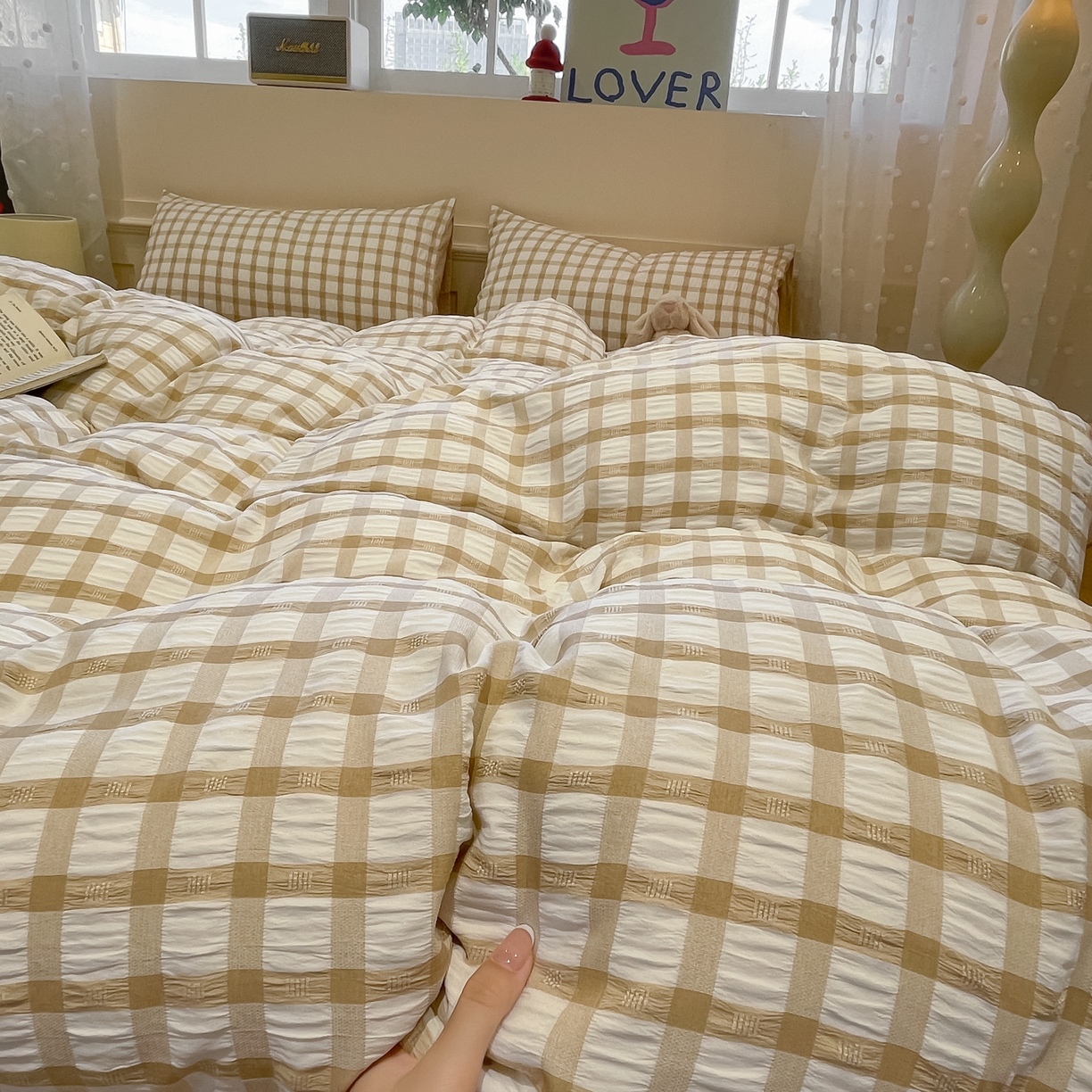 91家纺网 家纺一手货源 找家纺 凯洛奇 2025新款窗格纹泡泡纱阳离子四件套 （提供买家秀）窗格纹泡泡纱-亚麻咖