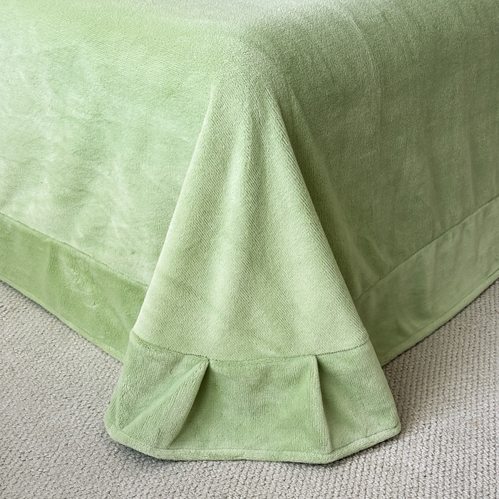 91家纺网 家纺一手货源 找家纺 羽梦家纺 2025款数码印花全消光260克牛奶绒轻奢简约工艺款四件套 数码-绿澜