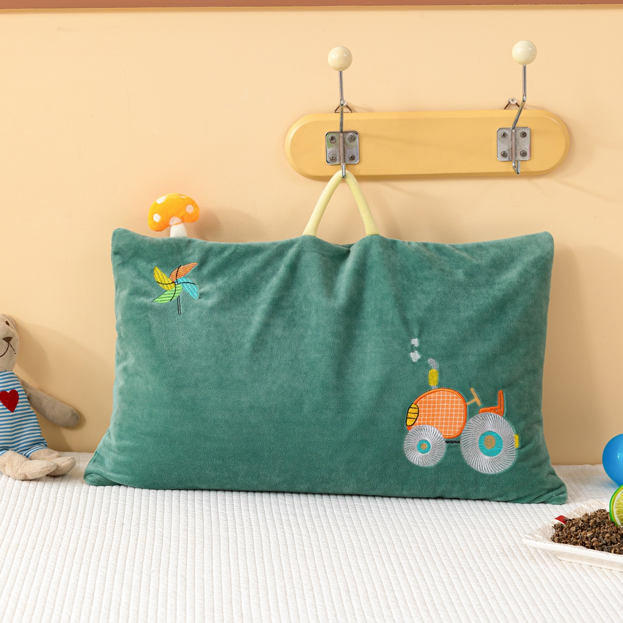 91家纺网 家纺一手货源 找家纺 （总）织布人 2025新款荞麦枕婴肤绒卡通儿童荞麦枕学生枕开学季宿舍枕头枕芯