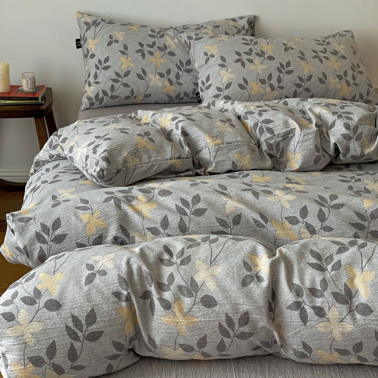 91家纺网 家纺一手货源 找家纺 梦纤绒 2025秋冬新款A类高克重亚麻复古诧季风原麻系列四件套 蔓叶兰