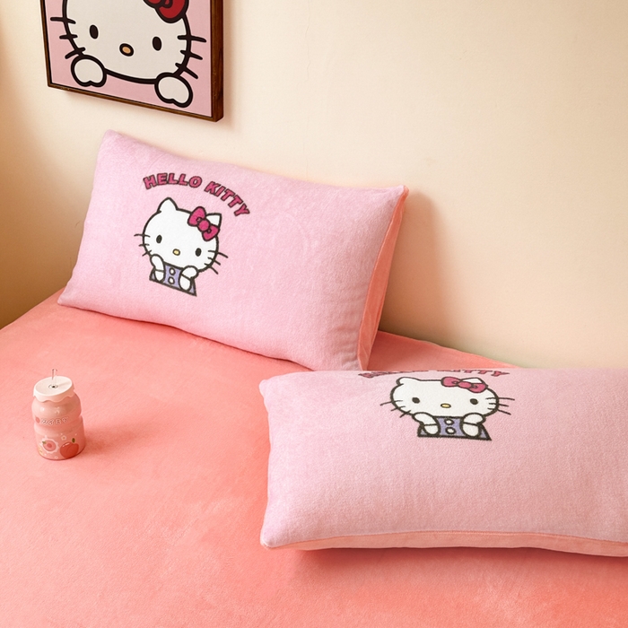 孩子王家纺 2025新款正版授权三丽鸥大版卡通牛奶绒系列单枕套 波点KT