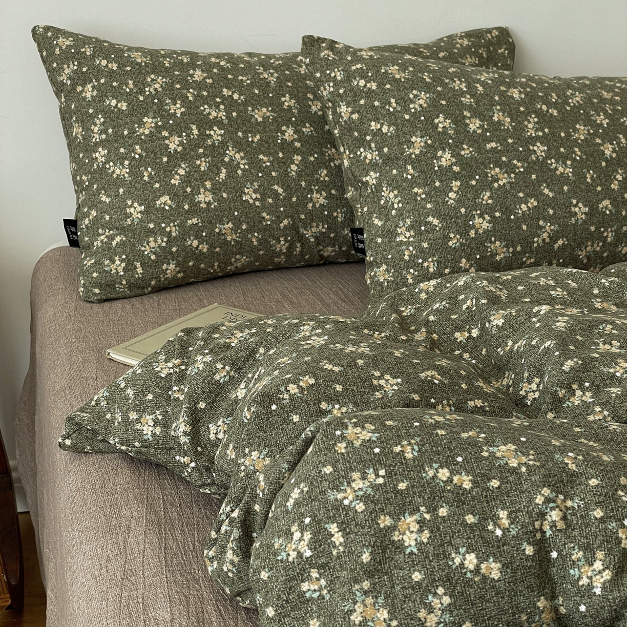 91家纺网 家纺一手货源 找家纺 梦纤绒 2025秋冬新款A类高克重亚麻复古诧季风原麻系列四件套 茉莉-亚绿