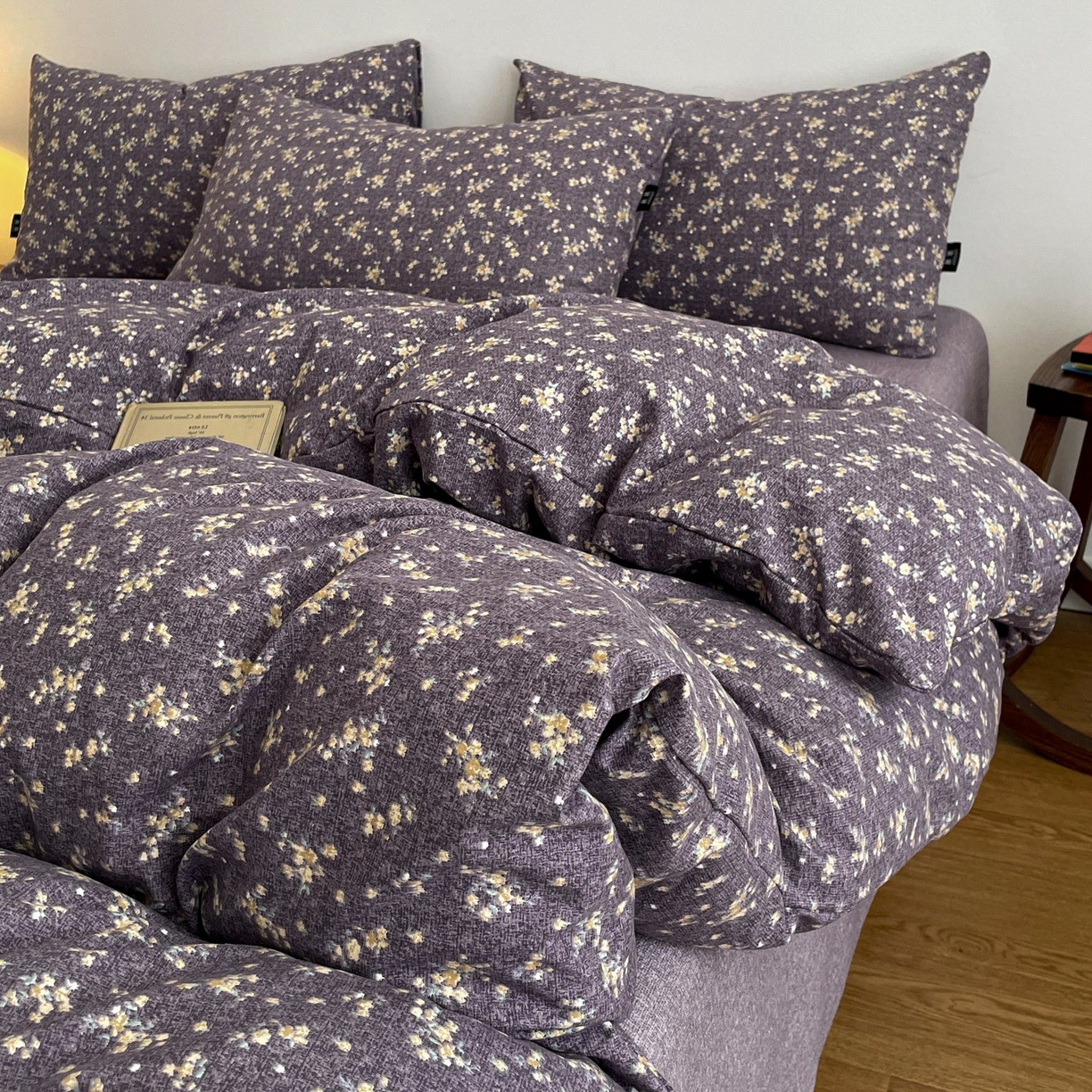 91家纺网 家纺一手货源 找家纺 梦纤绒 2025秋冬新款A类高克重亚麻复古诧季风原麻系列四件套 茉莉紫