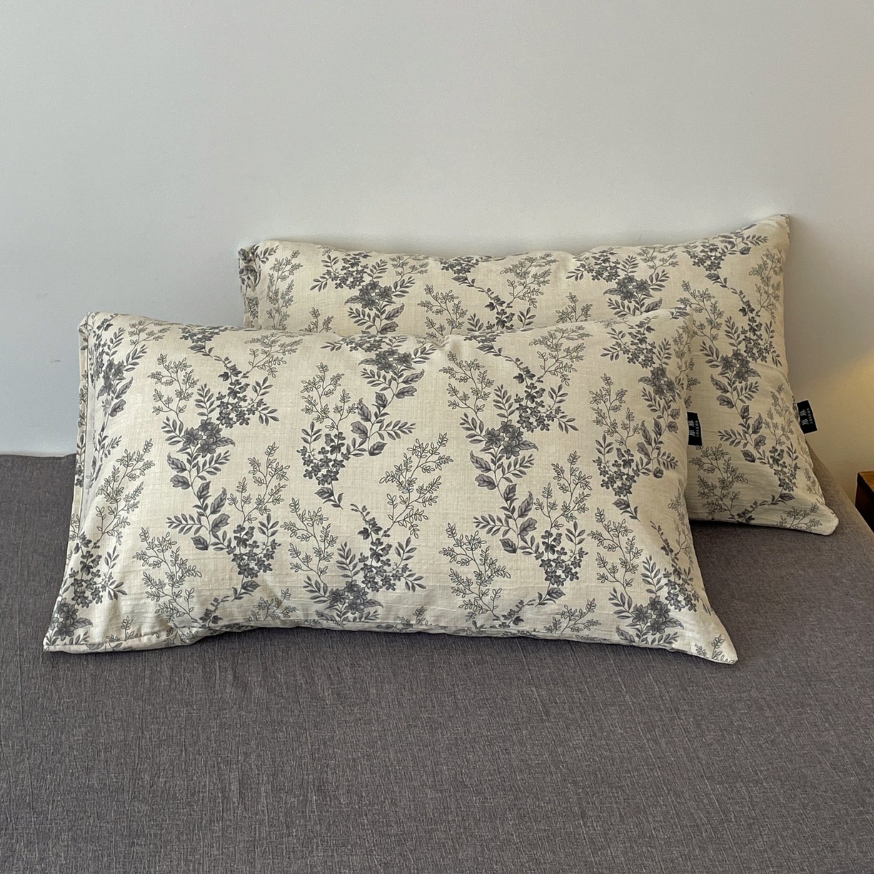 91家纺网 家纺一手货源 找家纺 梦纤绒 2025秋冬新款A类高克重亚麻复古诧季风原麻系列四件套 欧若拉