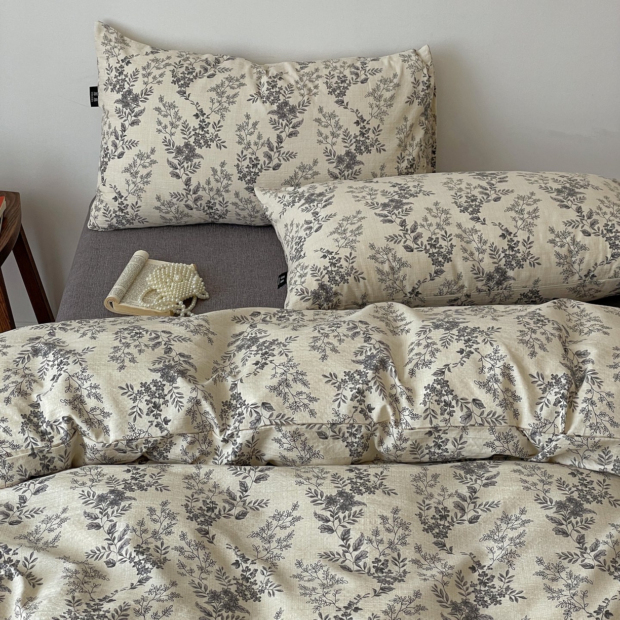 91家纺网 家纺一手货源 找家纺 梦纤绒 2025秋冬新款A类高克重亚麻复古诧季风原麻系列四件套 欧若拉