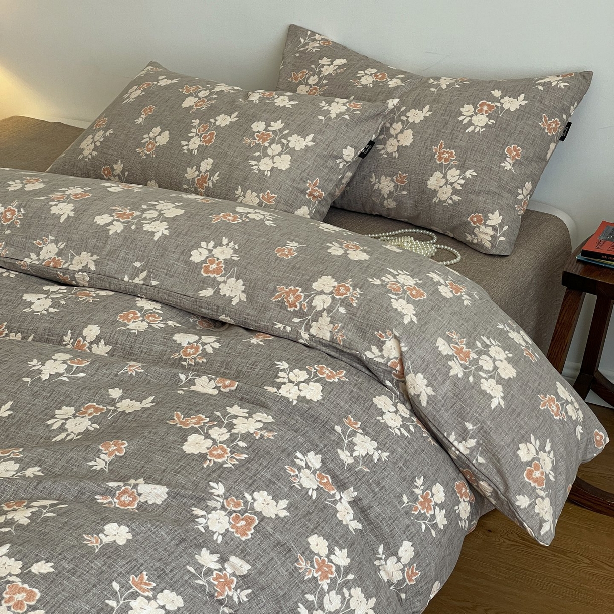 91家纺网 家纺一手货源 找家纺 梦纤绒 2025秋冬新款A类高克重亚麻复古诧季风原麻系列四件套 山居