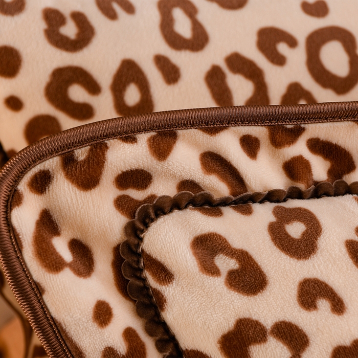 91家纺网 家纺一手货源 找家纺 羽梦2025新款8.5斤牛奶法莱绒金貂法兰绒四件套直播爆款蝶恋花