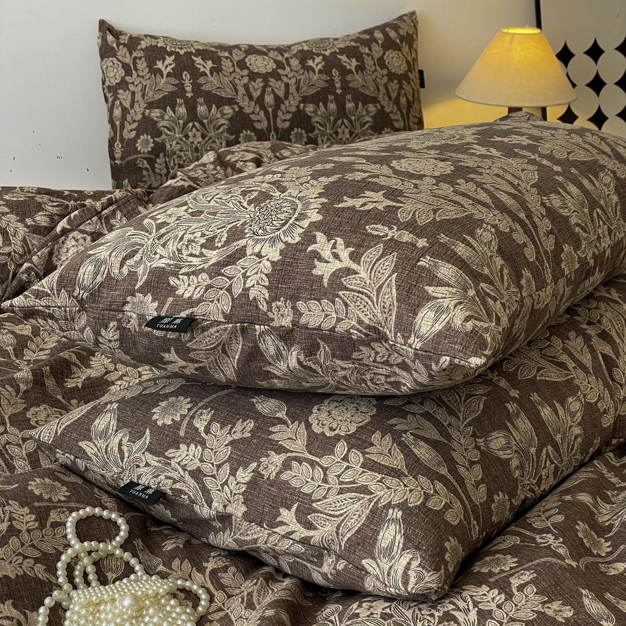 91家纺网 家纺一手货源 找家纺 梦纤绒 2025秋冬新款A类高克重亚麻复古诧季风原麻系列四件套 水墨青筠咖