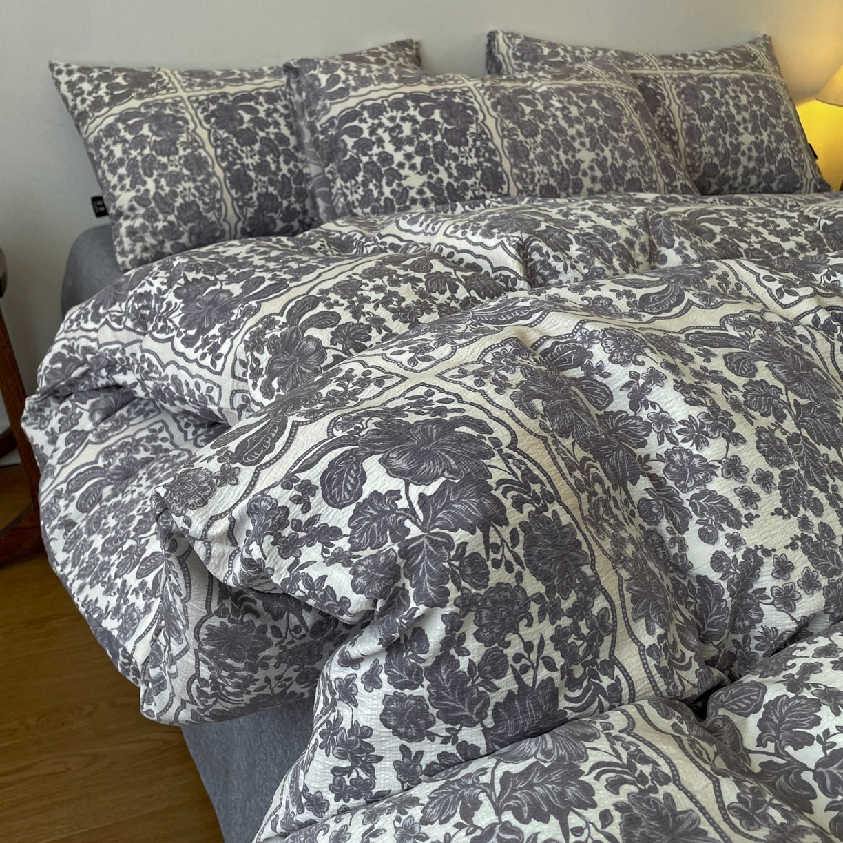 91家纺网 家纺一手货源 找家纺 梦纤绒 2025秋冬新款A类高克重亚麻复古诧季风原麻系列四件套 万象碧螺