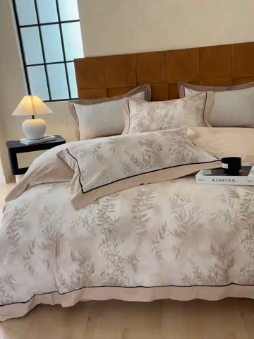 91家纺网 家纺一手货源 找家纺 嘉汀兰2025新款全棉臻品磨毛轻奢时尚秋冬加厚四件套-拼角款 杏花微雨