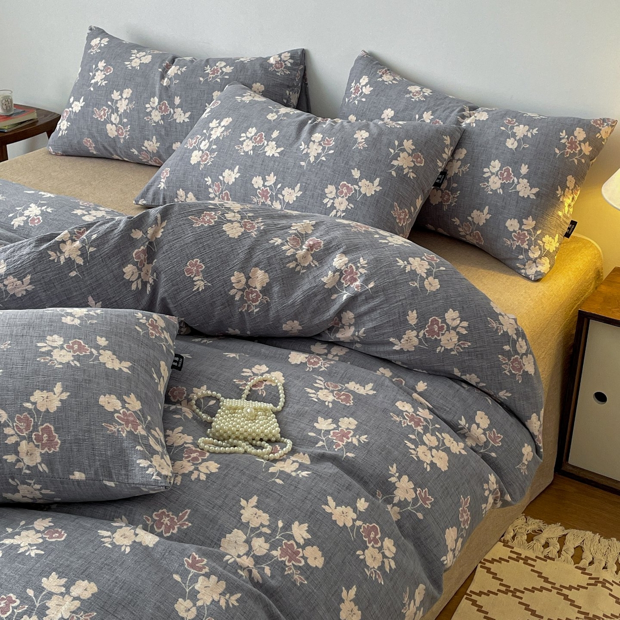 91家纺网 家纺一手货源 找家纺 梦纤绒 2025秋冬新款A类高克重亚麻复古诧季风原麻系列四件套 夕颜