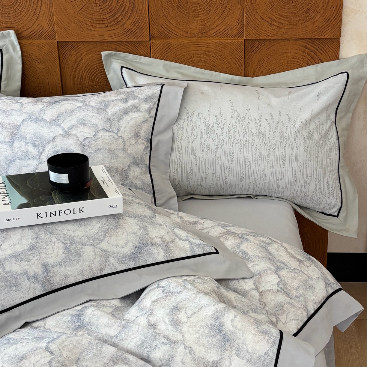 91家纺网 家纺一手货源 找家纺 嘉汀兰2025新款全棉臻品磨毛轻奢时尚秋冬加厚四件套-拼角款 雾林-浅灰