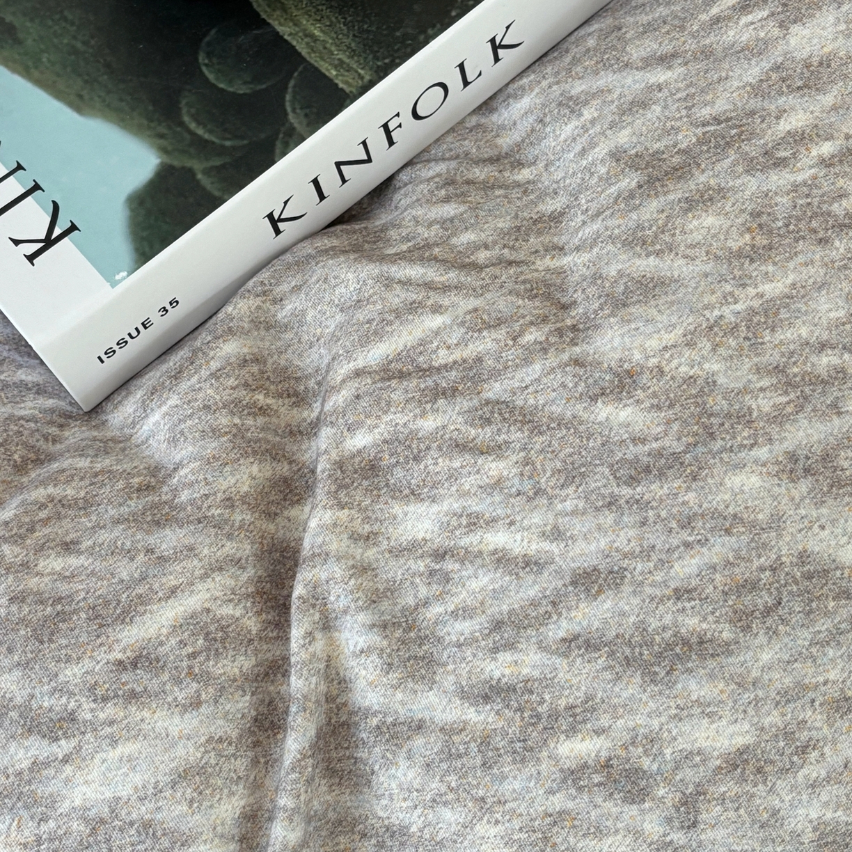 91家纺网 家纺一手货源 找家纺 嘉汀兰2025新款全棉臻品磨毛轻奢时尚秋冬加厚四件套-拼角款 星辰