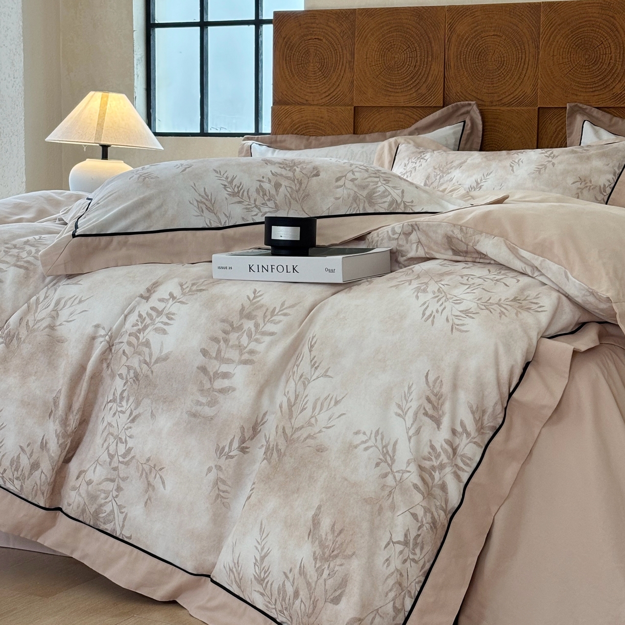 91家纺网 家纺一手货源 找家纺 嘉汀兰2025新款全棉臻品磨毛轻奢时尚秋冬加厚四件套-拼角款 杏花微雨