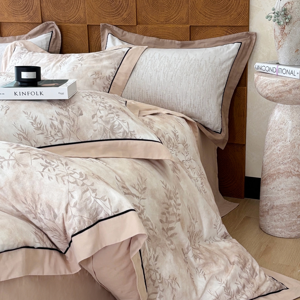 91家纺网 家纺一手货源 找家纺 嘉汀兰2025新款全棉臻品磨毛轻奢时尚秋冬加厚四件套-拼角款 杏花微雨