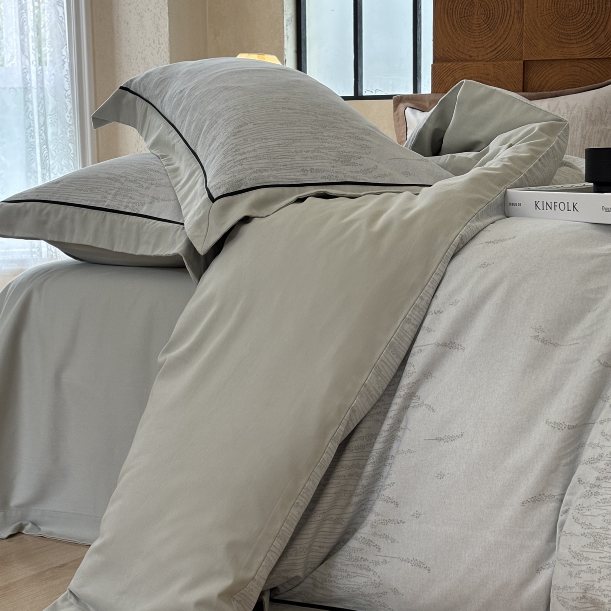 91家纺网 家纺一手货源 找家纺 嘉汀兰2025新款全棉臻品磨毛轻奢时尚秋冬加厚四件套-拼角款 长相依-草绿