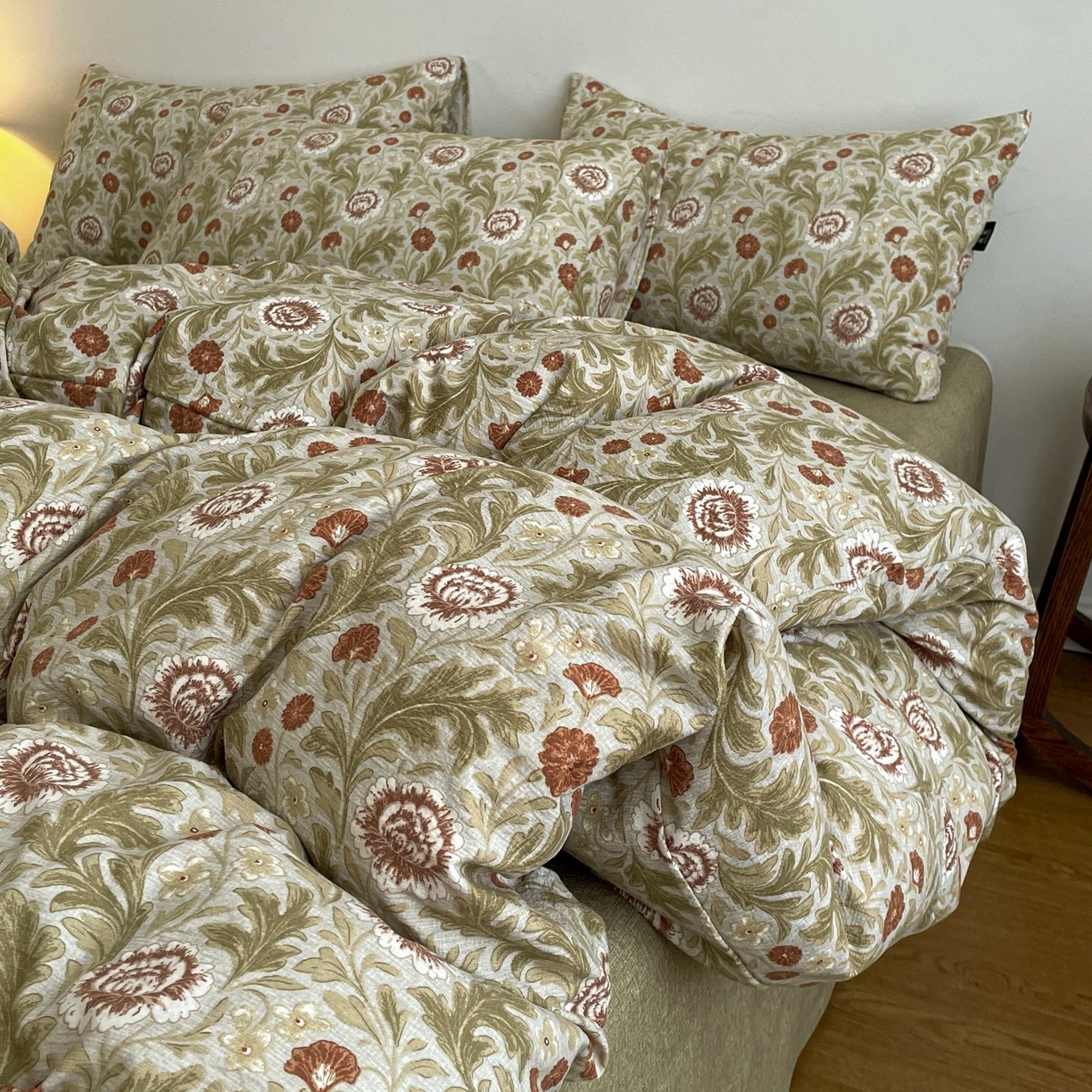 91家纺网 家纺一手货源 找家纺 梦纤绒 2025秋冬新款A类高克重亚麻复古诧季风原麻系列四件套 夜莺之歌