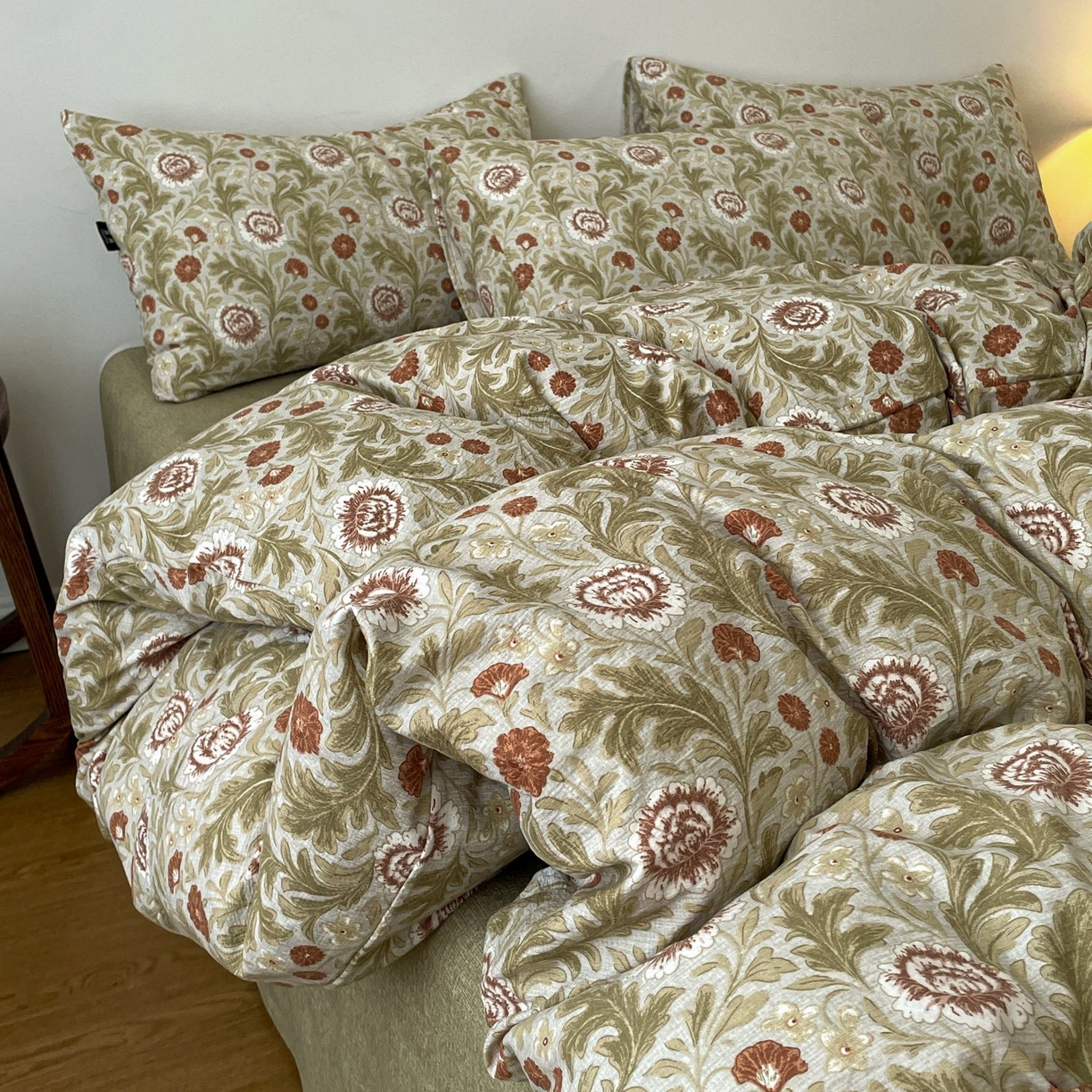 91家纺网 家纺一手货源 找家纺 梦纤绒 2025秋冬新款A类高克重亚麻复古诧季风原麻系列四件套 夜莺之歌