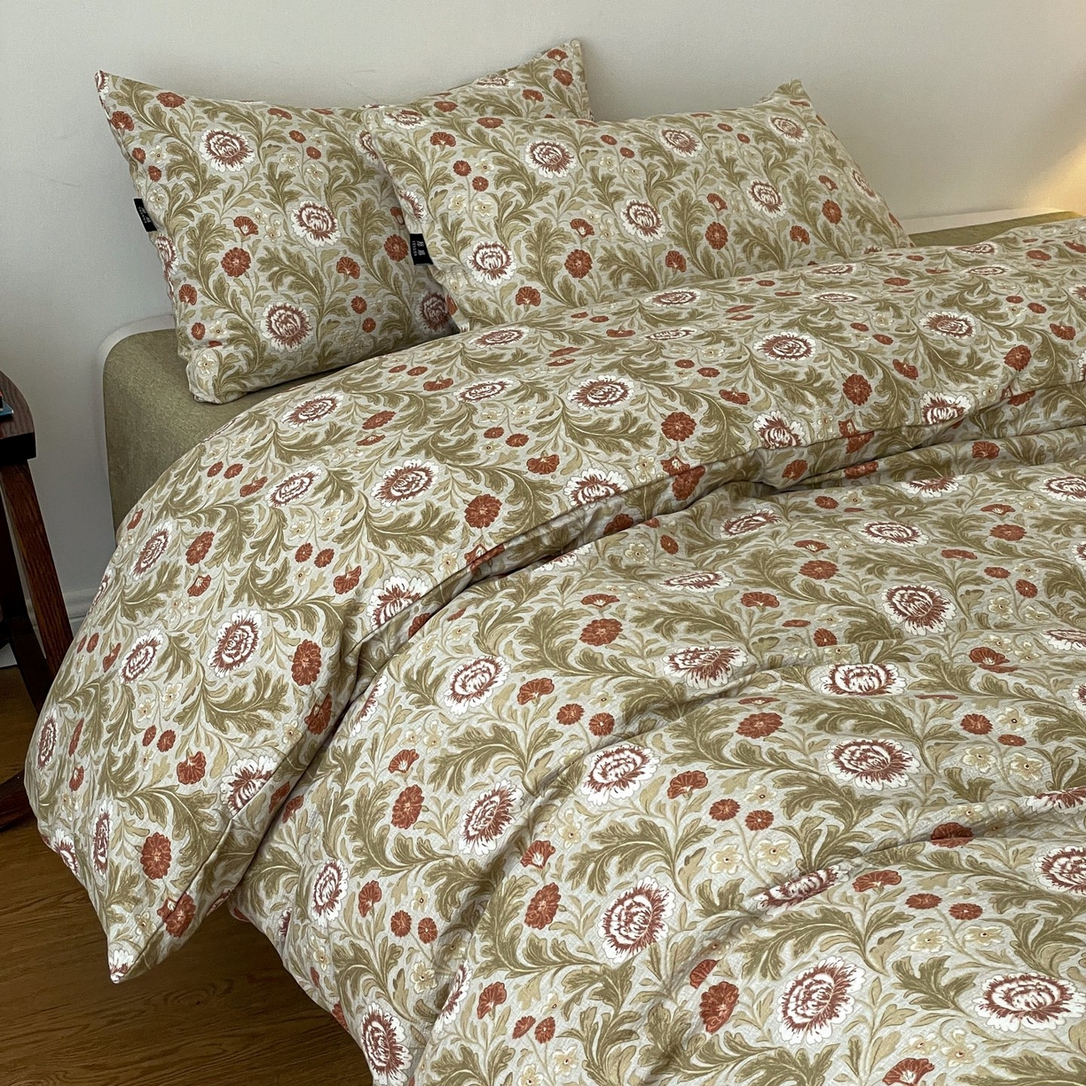 91家纺网 家纺一手货源 找家纺 梦纤绒 2025秋冬新款A类高克重亚麻复古诧季风原麻系列四件套 夜莺之歌