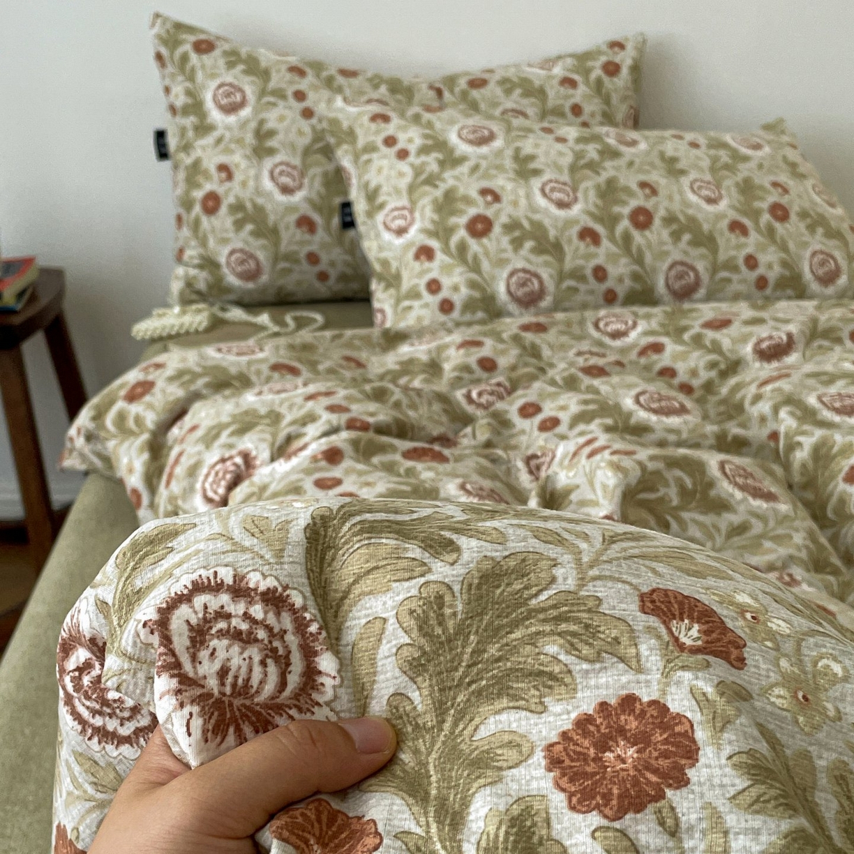 91家纺网 家纺一手货源 找家纺 梦纤绒 2025秋冬新款A类高克重亚麻复古诧季风原麻系列四件套 夜莺之歌